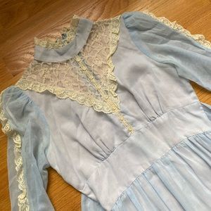 Baby blue Gunne Sax (missing tag)